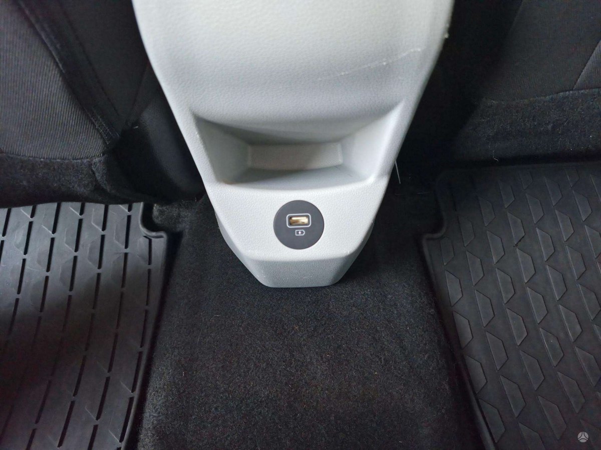 Hyundai i20 Hečbekas Benzinas / elektra