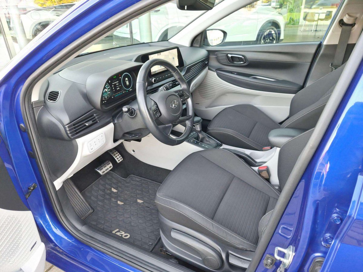 Hyundai i20 Hečbekas Benzinas / elektra