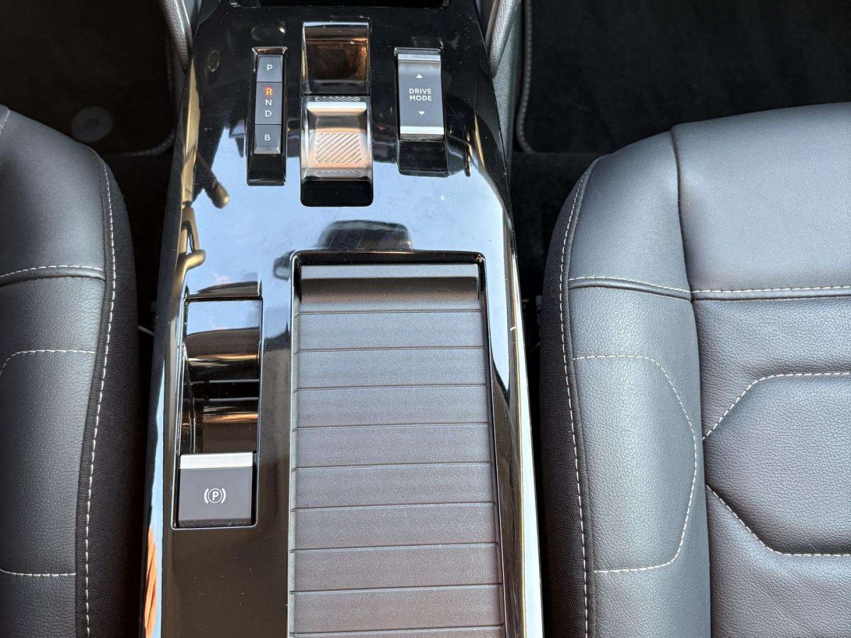 Citroen C4 Sedanas Elektra
