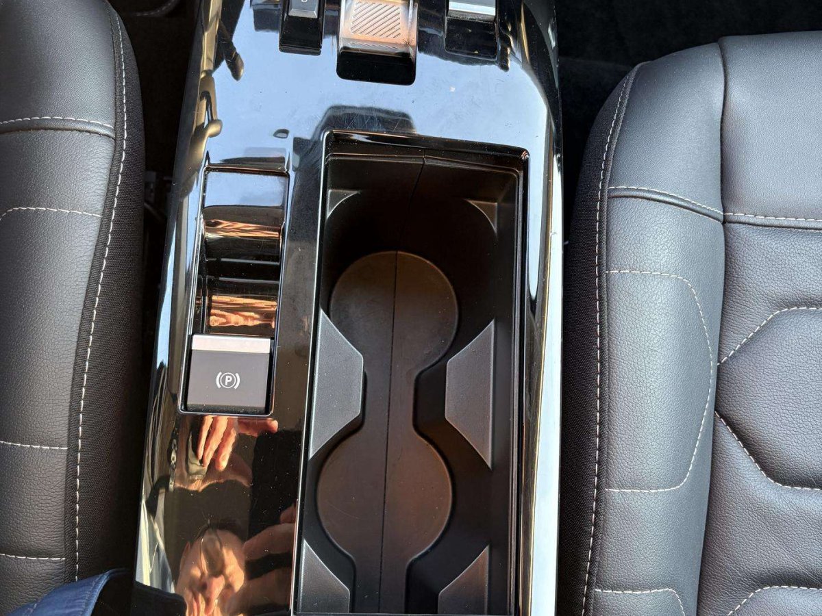 Citroen C4 Sedanas Elektra