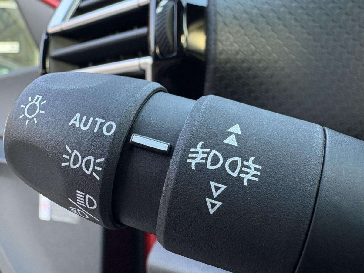 Citroen C4 Sedanas Elektra