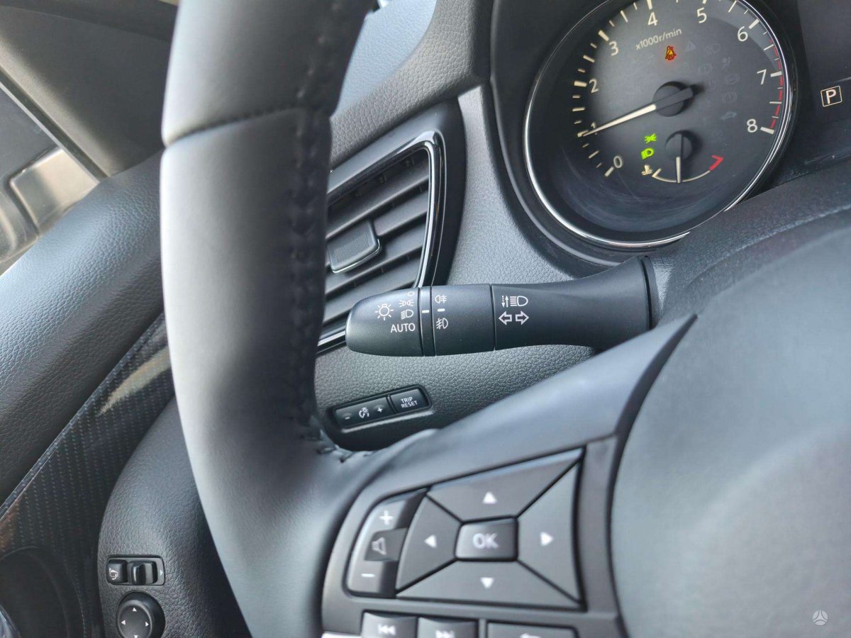 Nissan X-Trail Visureigis / Krosoveris Benzinas