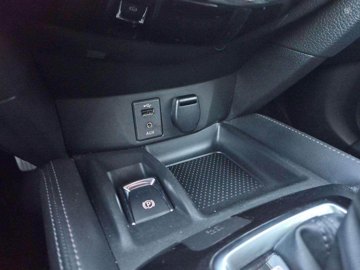 Nissan X-Trail Visureigis / Krosoveris Benzinas