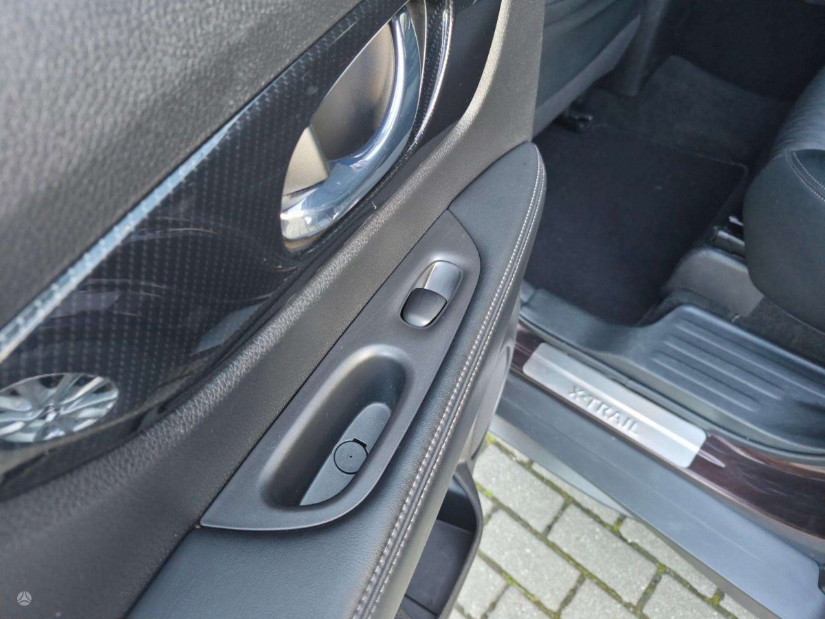 Nissan X-Trail Visureigis / Krosoveris Benzinas