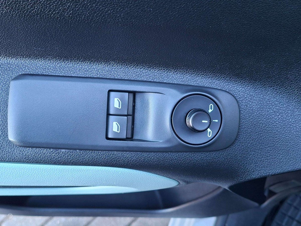 Citroen Berlingo Komercinis Benzinas