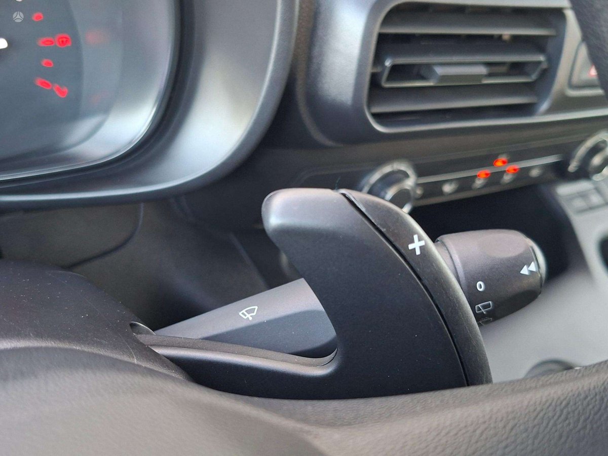 Citroen Berlingo Komercinis Benzinas