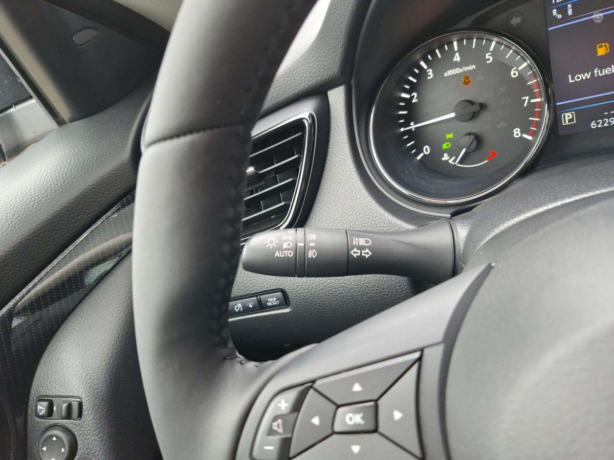 Nissan X-Trail Visureigis / Krosoveris Benzinas
