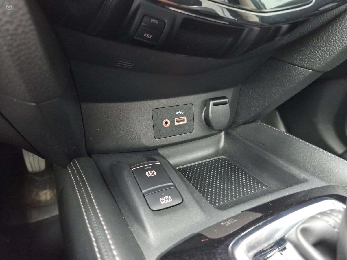 Nissan X-Trail Visureigis / Krosoveris Benzinas