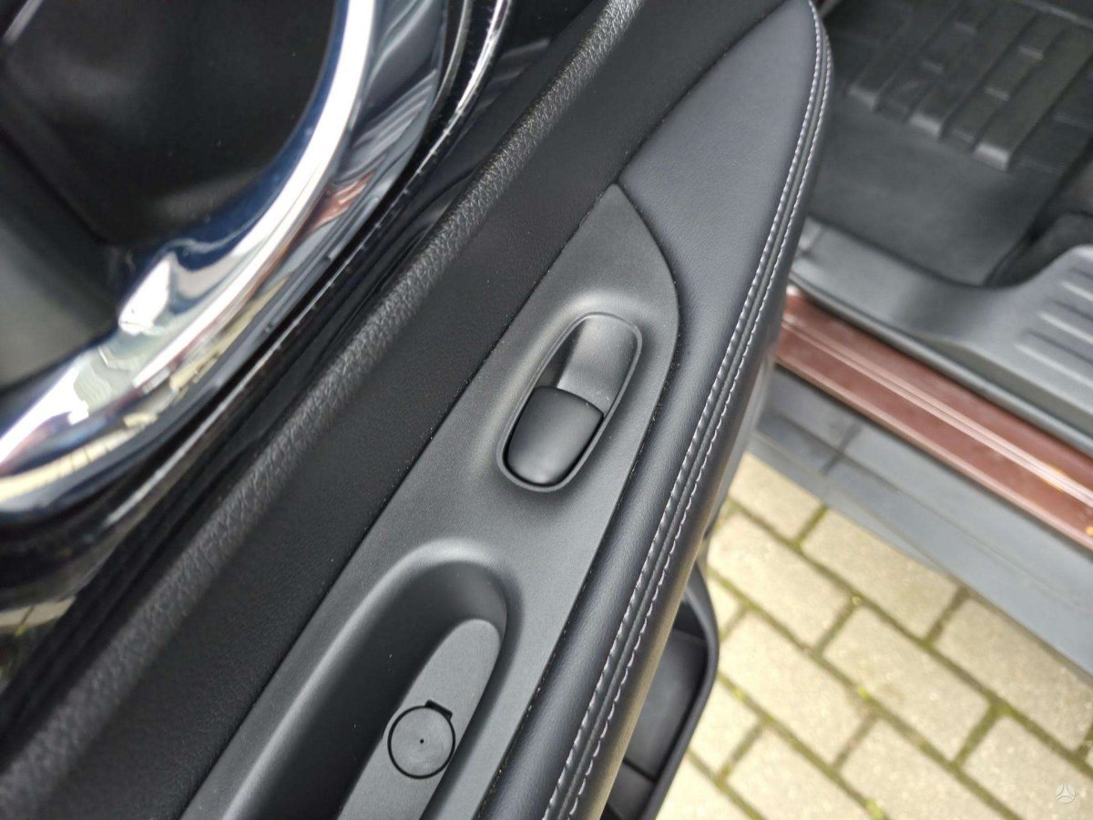 Nissan X-Trail Visureigis / Krosoveris Benzinas