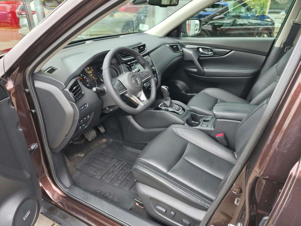Nissan X-Trail Visureigis / Krosoveris Benzinas