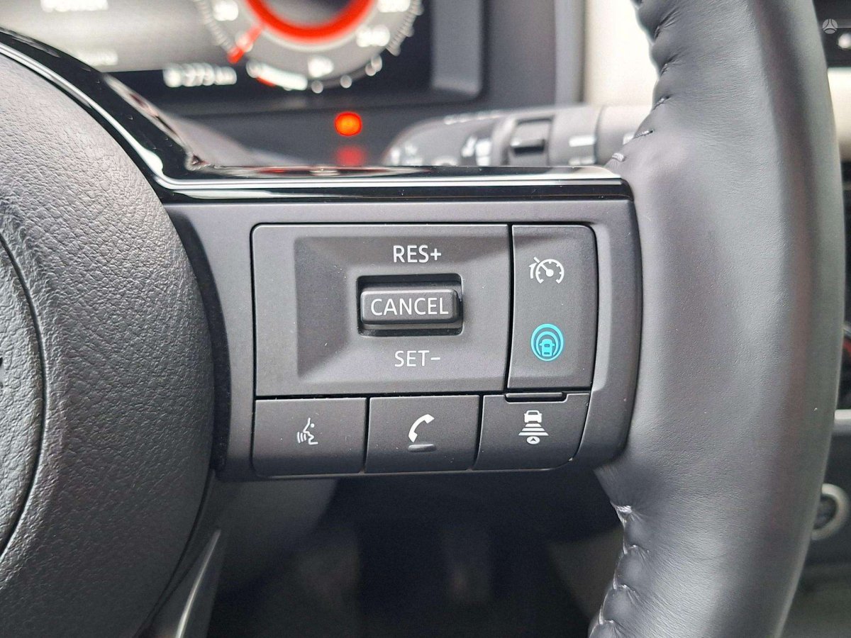 Nissan Qashqai Visureigis / Krosoveris Benzinas / elektra