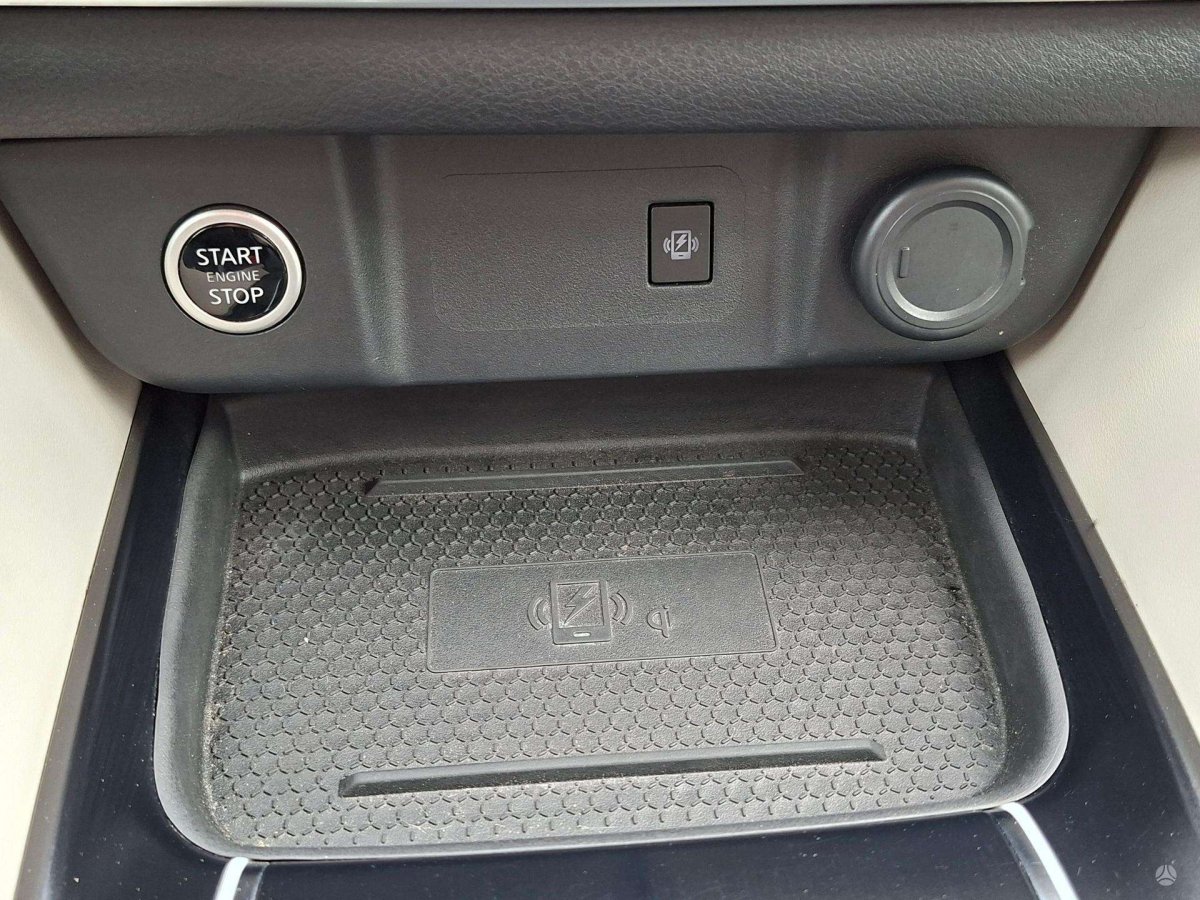 Nissan Qashqai Visureigis / Krosoveris Benzinas / elektra