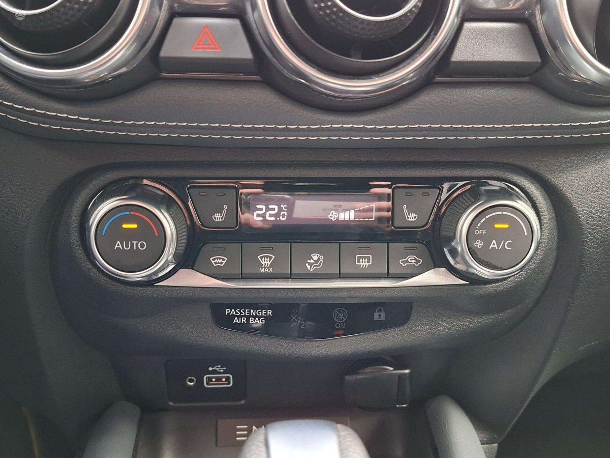 Nissan Juke Visureigis / Krosoveris Benzinas