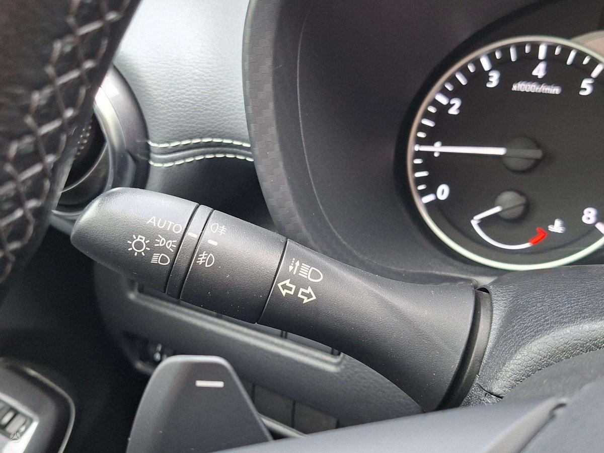 Nissan Juke Visureigis / Krosoveris Benzinas