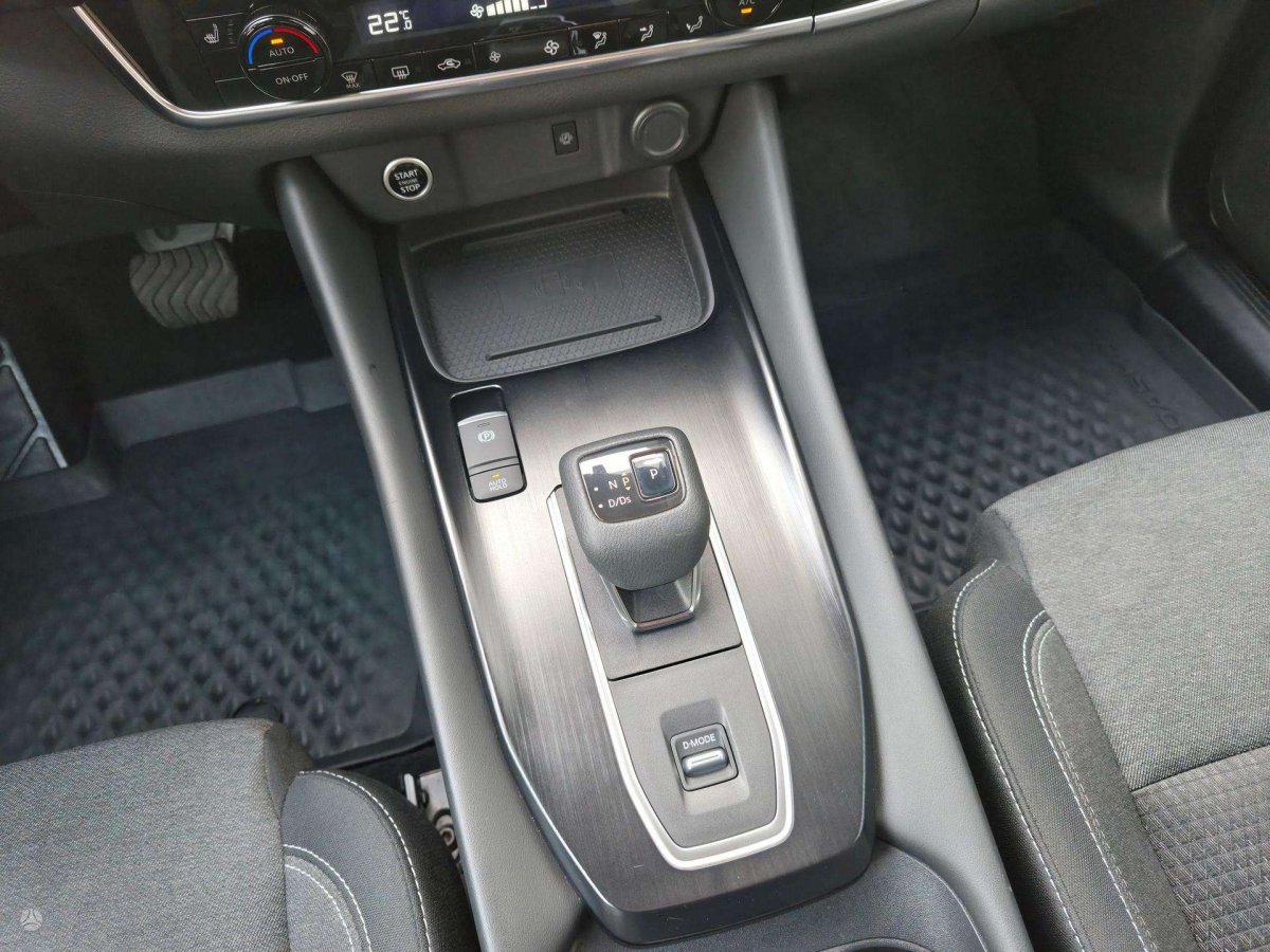 Nissan Qashqai Visureigis / Krosoveris Benzinas / elektra