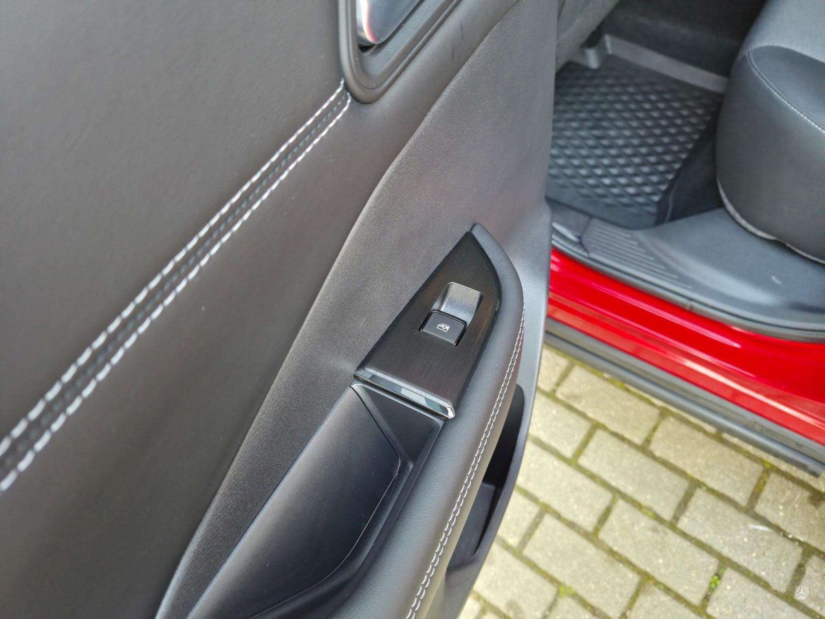 Nissan Qashqai Visureigis / Krosoveris Benzinas / elektra