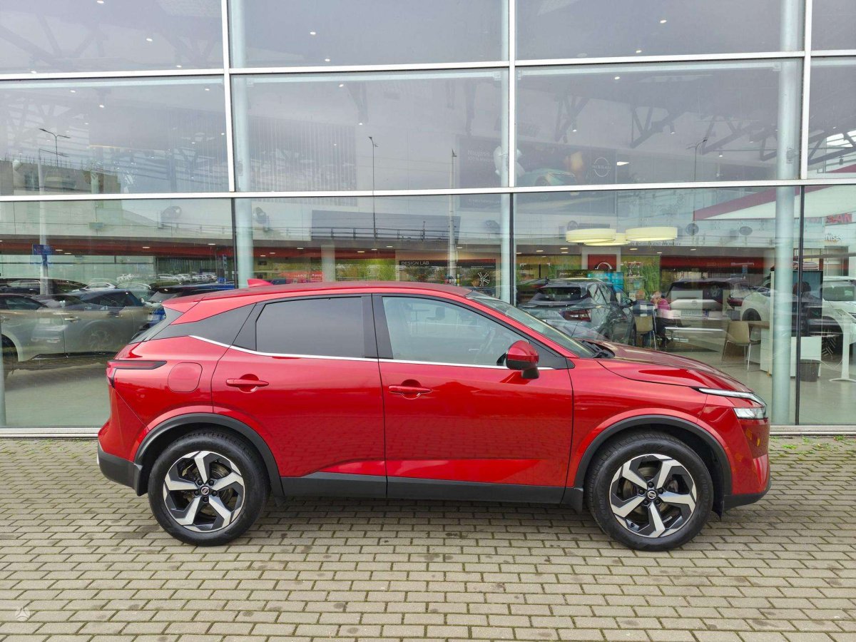 Nissan Qashqai Visureigis / Krosoveris Benzinas / elektra