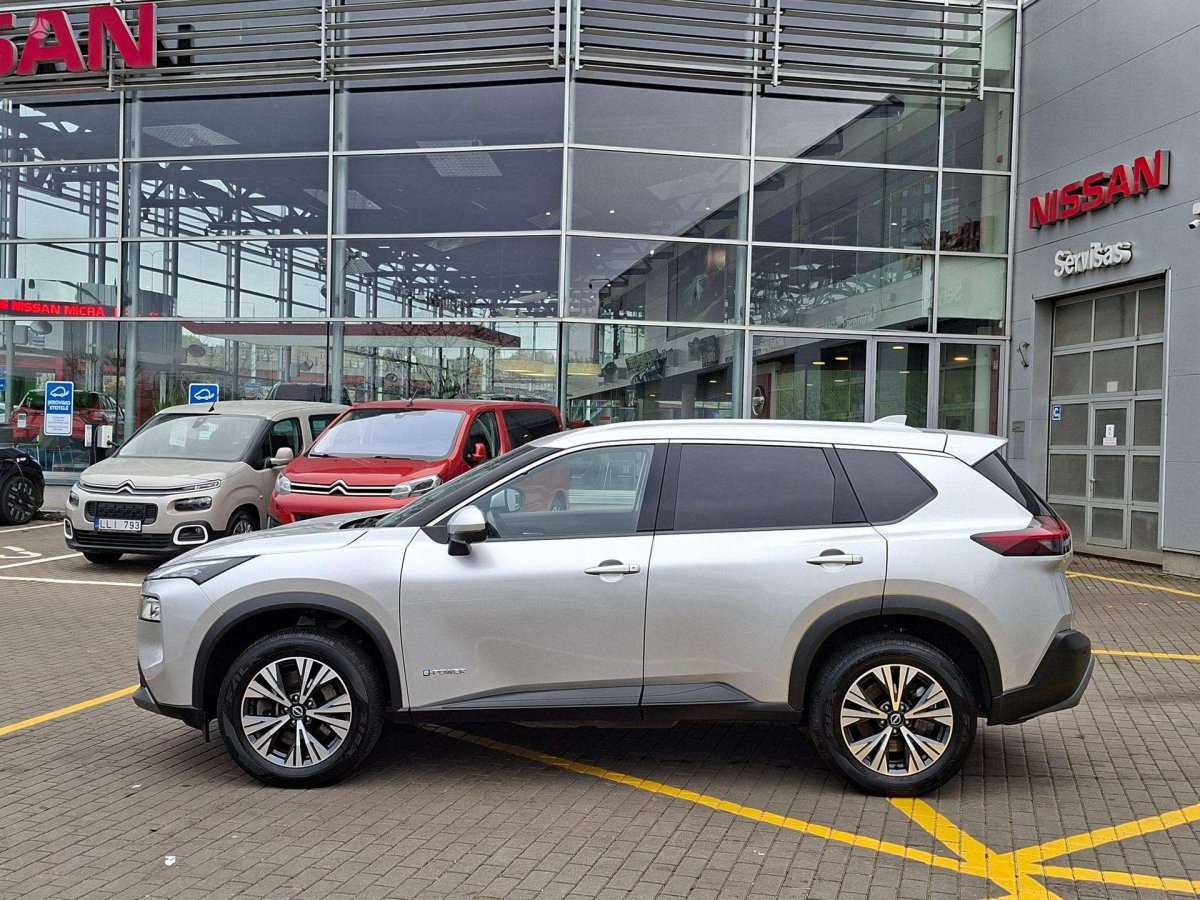 Nissan X-Trail Visureigis / Krosoveris Benzinas / elektra