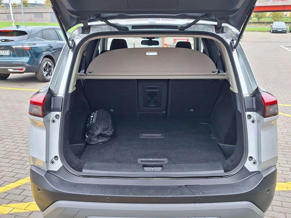 Nissan X-Trail Visureigis / Krosoveris Benzinas / elektra
