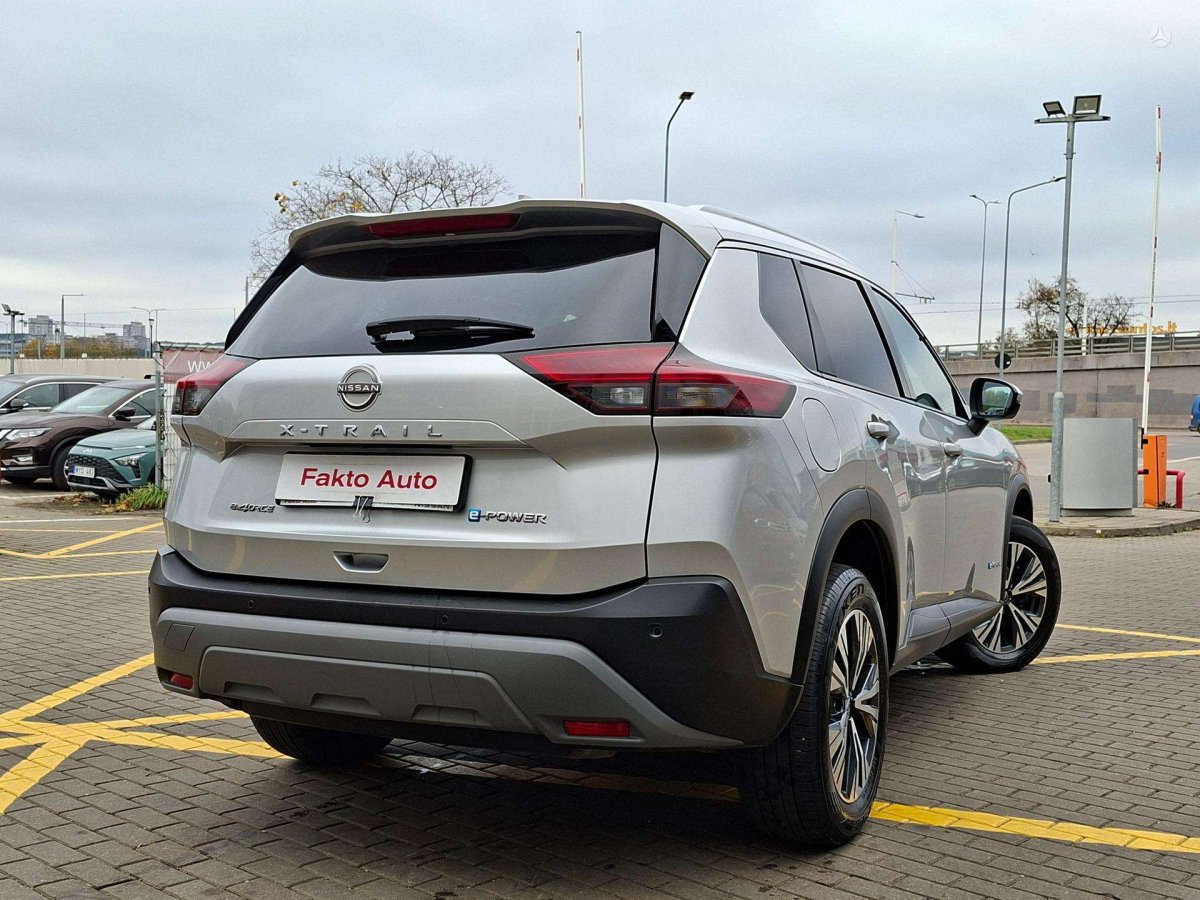 Nissan X-Trail Visureigis / Krosoveris Benzinas / elektra