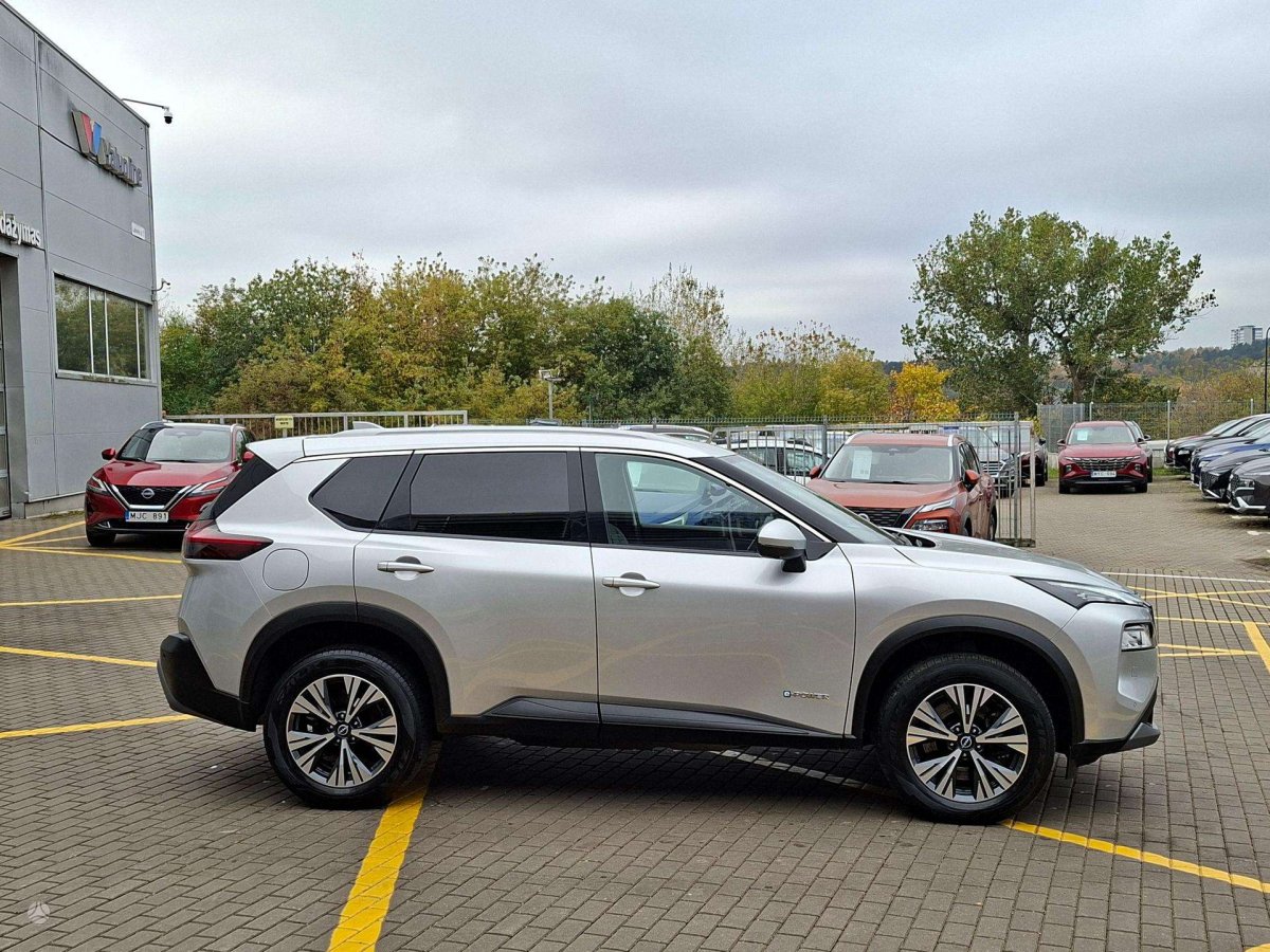 Nissan X-Trail Visureigis / Krosoveris Benzinas / elektra