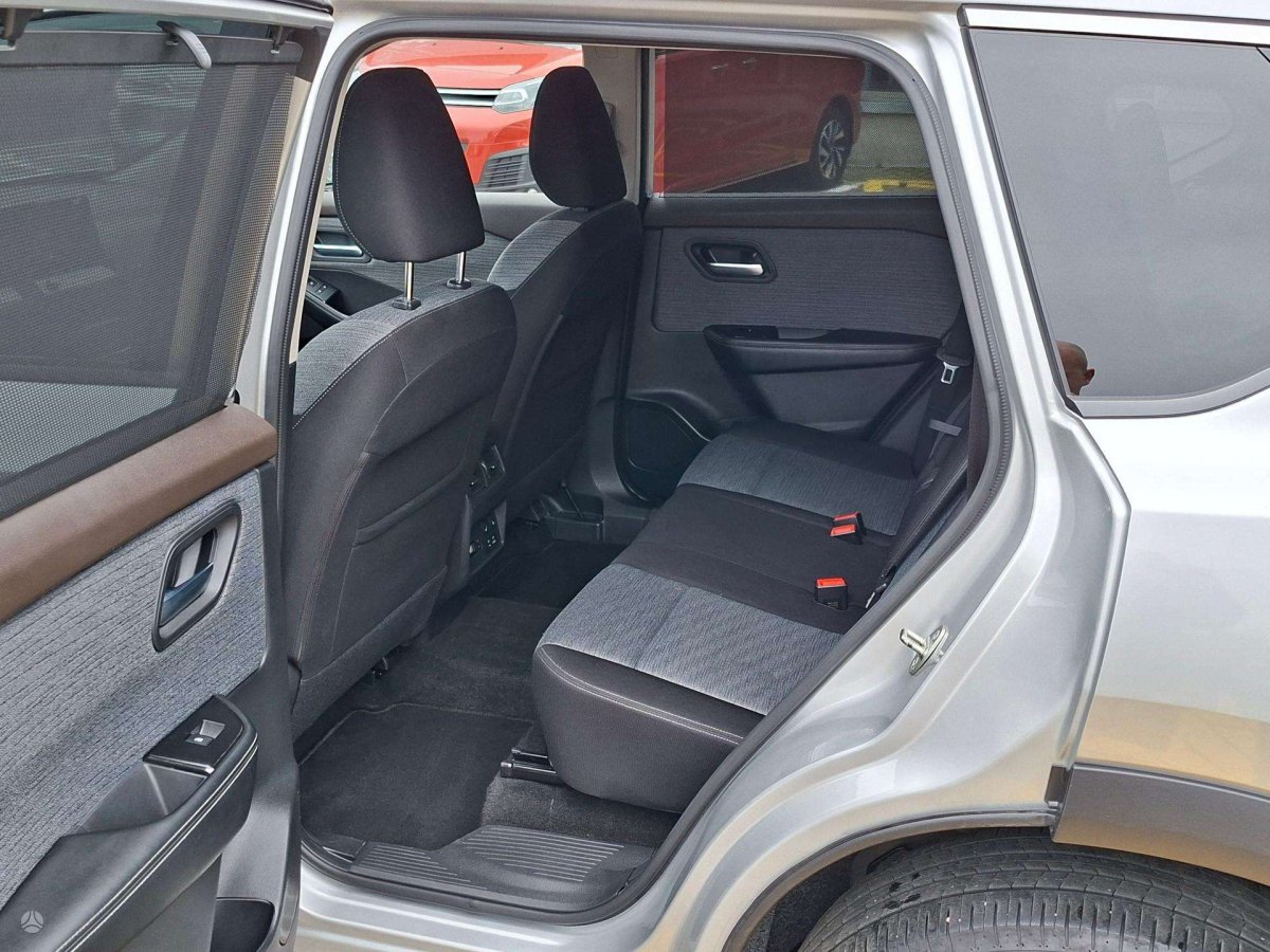 Nissan X-Trail Visureigis / Krosoveris Benzinas / elektra
