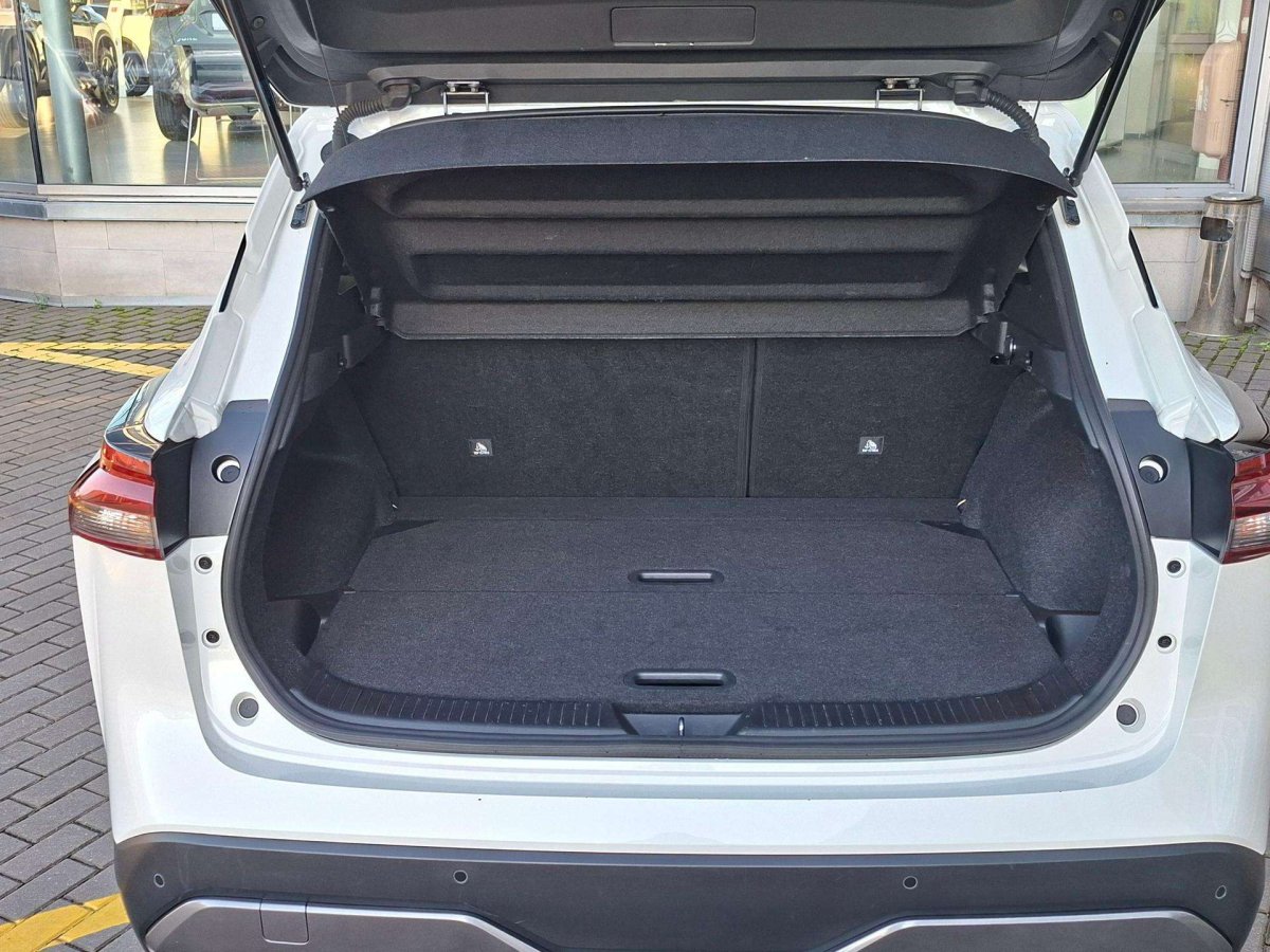 Nissan Qashqai Visureigis / Krosoveris Benzinas / elektra