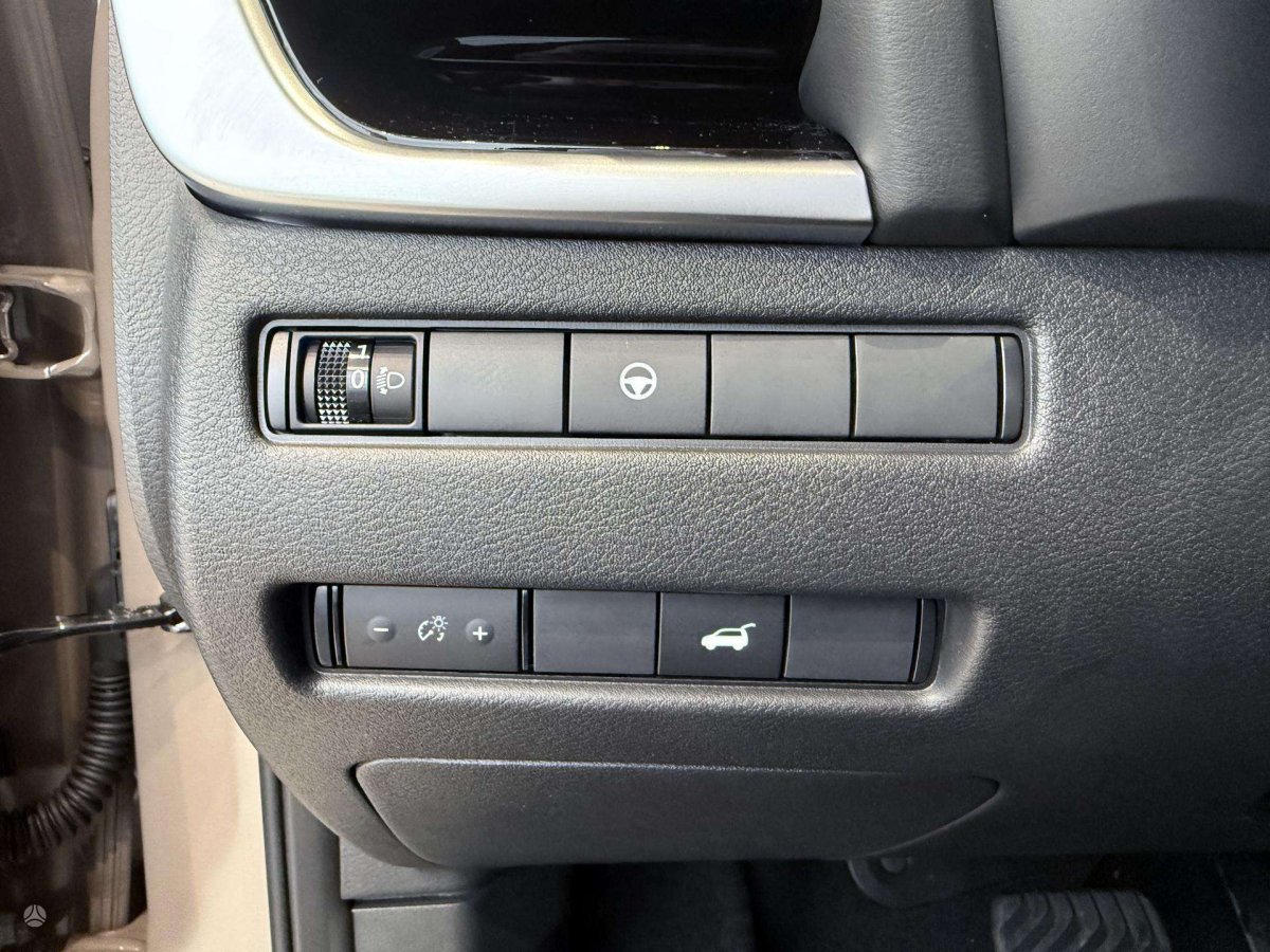 Nissan X-Trail Visureigis / Krosoveris Benzinas / elektra