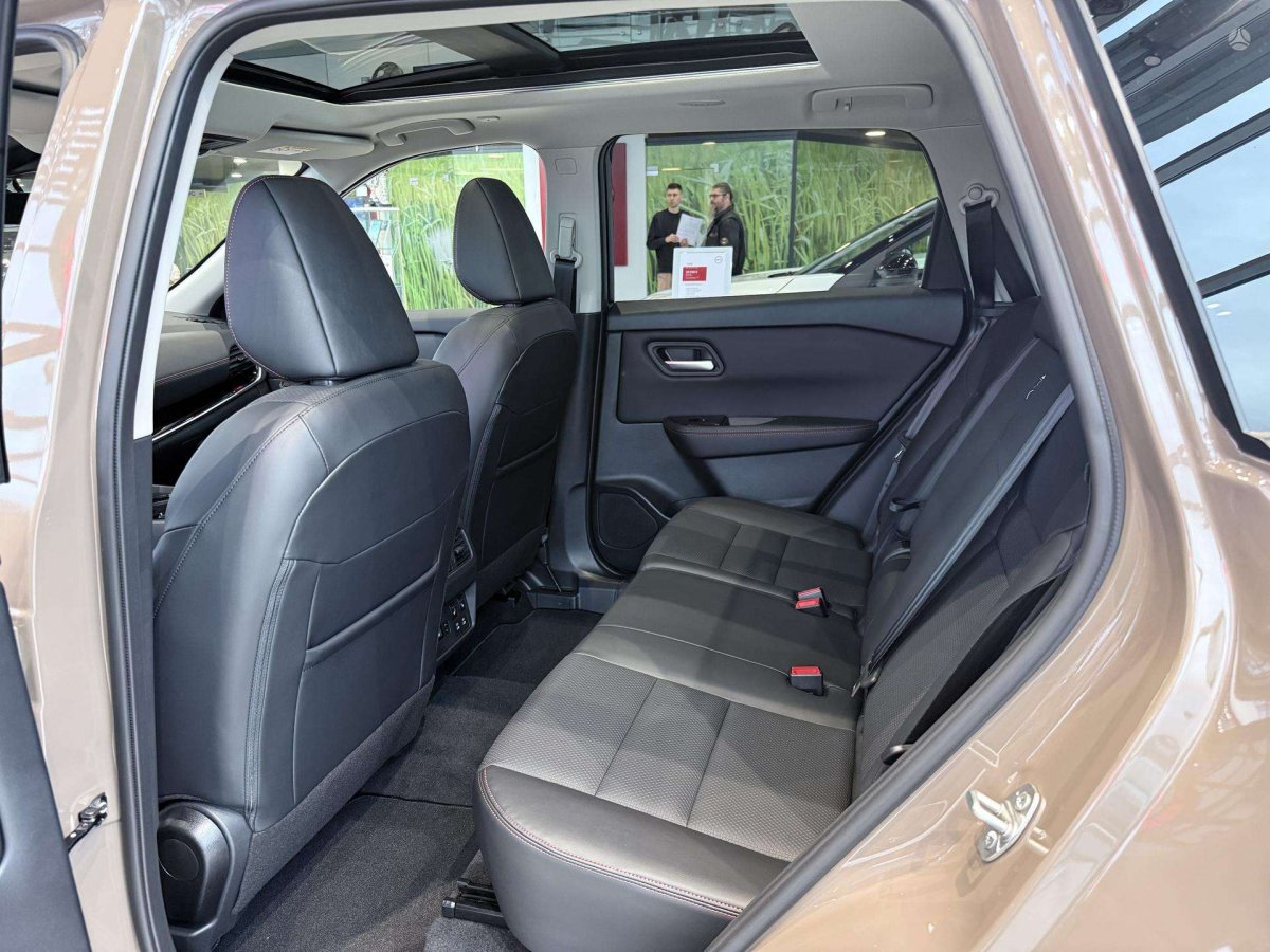 Nissan X-Trail Visureigis / Krosoveris Benzinas / elektra