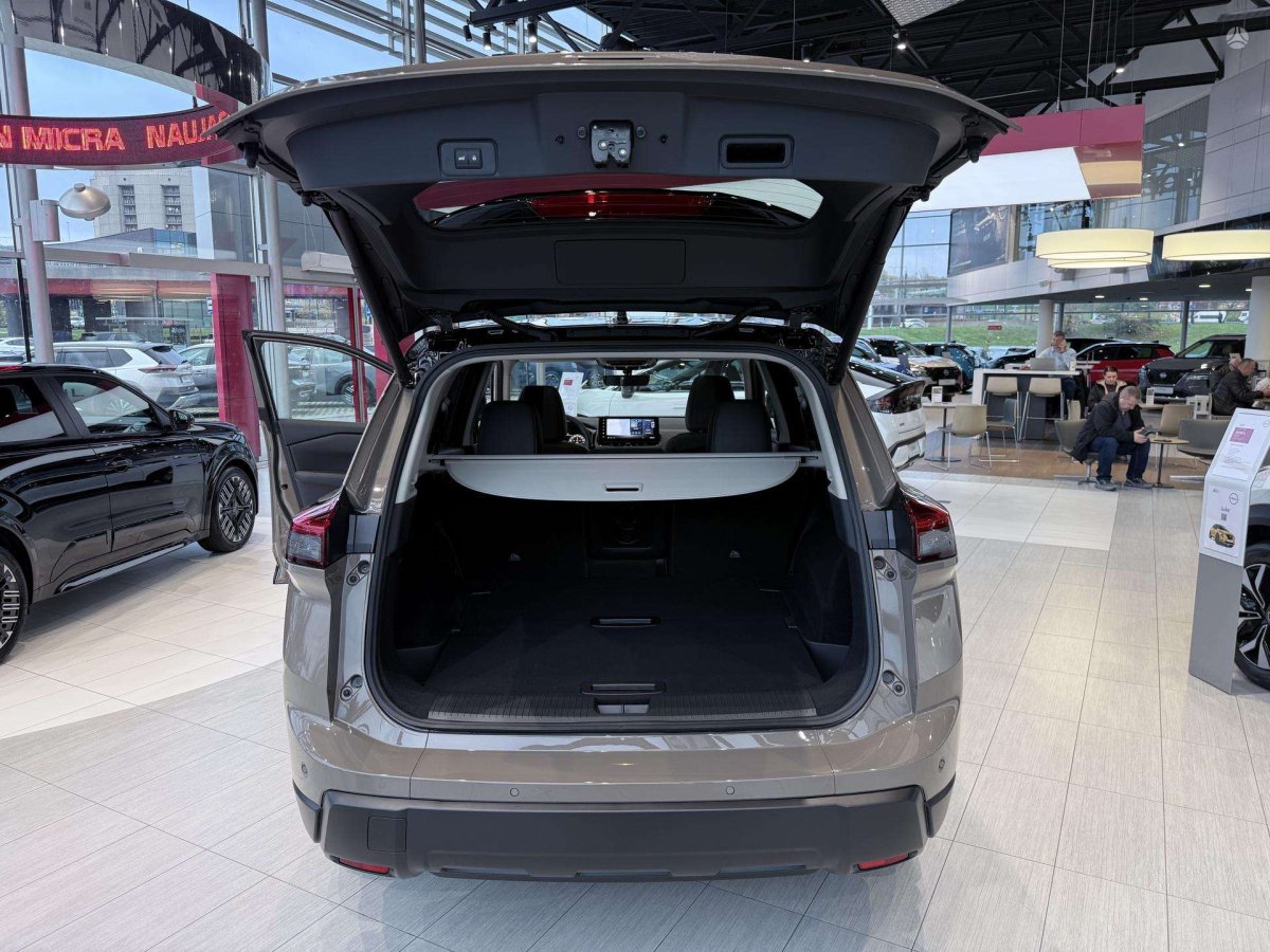 Nissan X-Trail Visureigis / Krosoveris Benzinas / elektra