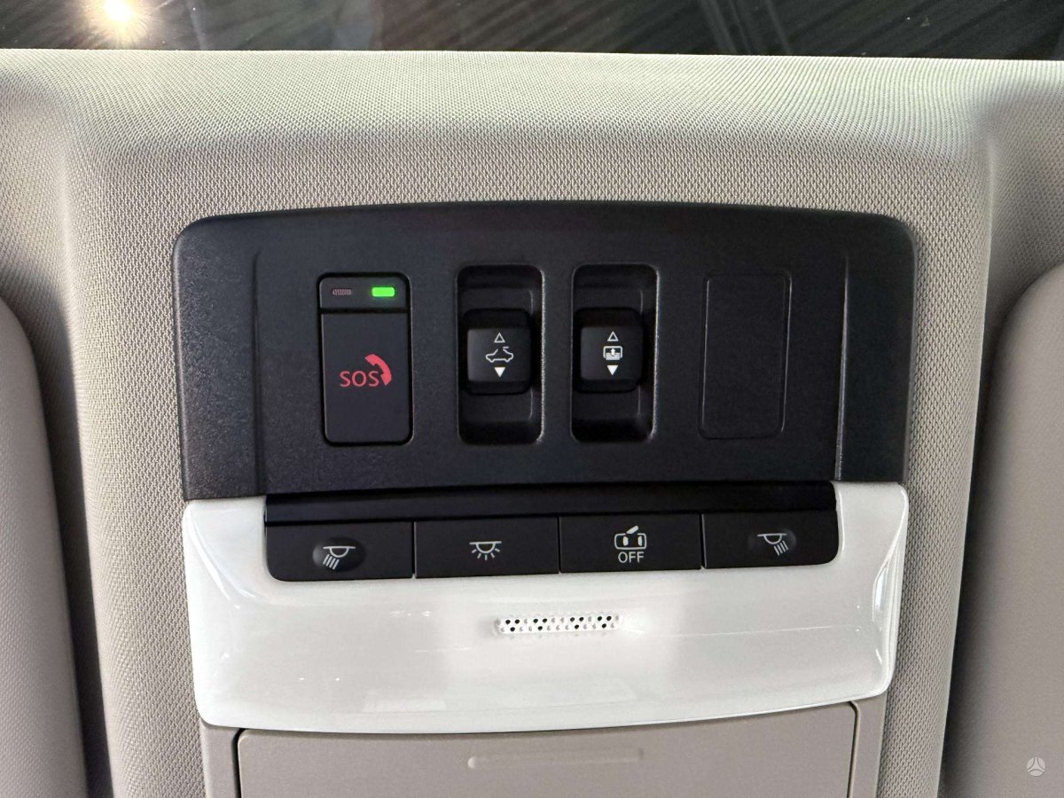 Nissan X-Trail Visureigis / Krosoveris Benzinas / elektra
