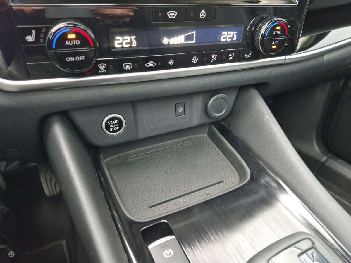 Nissan Qashqai Visureigis / Krosoveris Benzinas / elektra