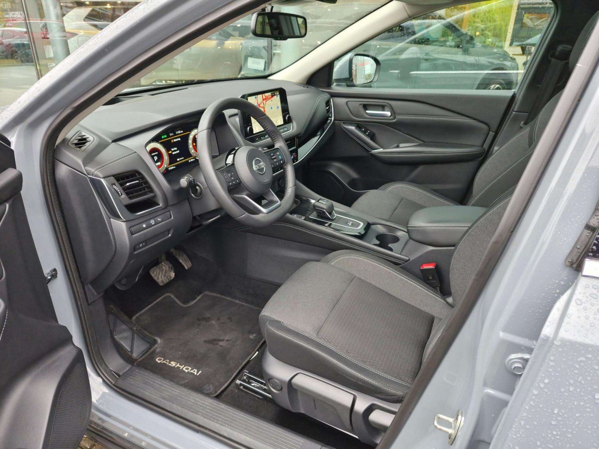 Nissan Qashqai Visureigis / Krosoveris Benzinas / elektra