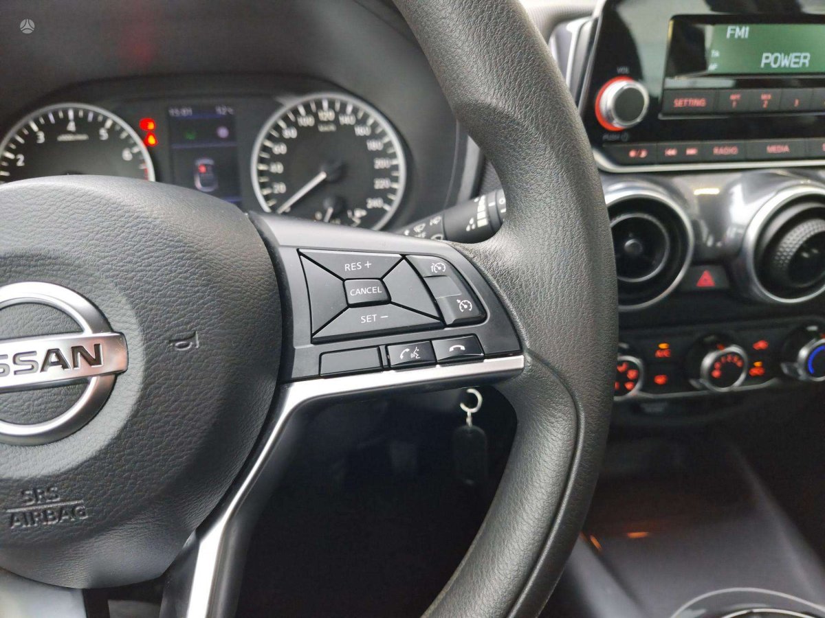 Nissan Juke Visureigis / Krosoveris Benzinas
