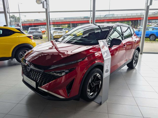 Nissan Qashqai Visureigis / Krosoveris Benzinas / elektra