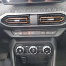 Dacia Sandero Visureigis / Krosoveris Benzinas nuotrauka 13